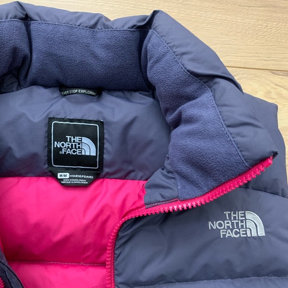 👛The North Face Women’s 700 Down Nupste Vest (Sz M) - Picture 3 of 5